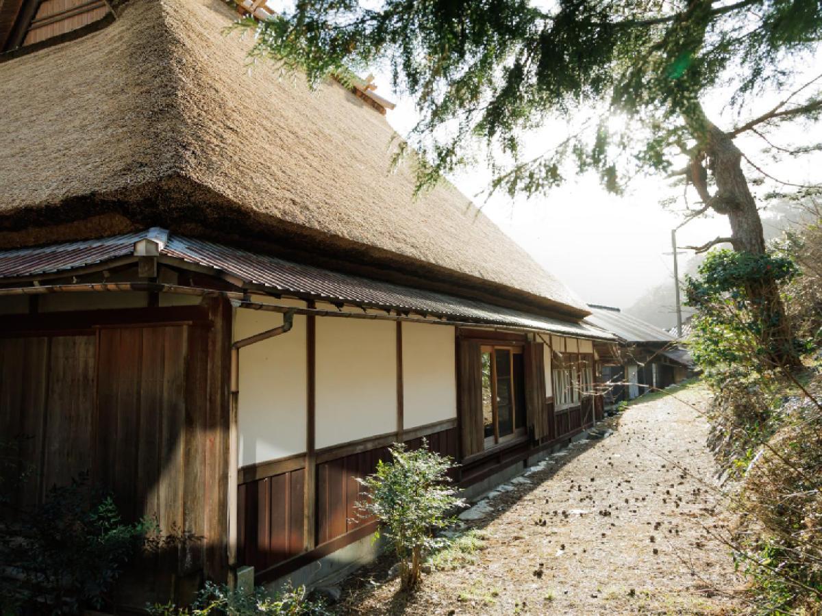 Ryokan Kigusuriya Nantan Kültér fotó